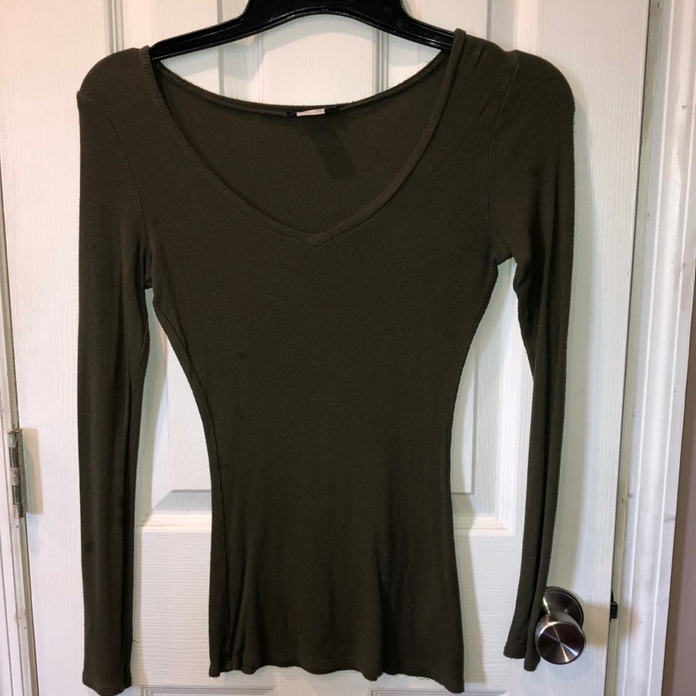 Venus V Neck Long Sleeve